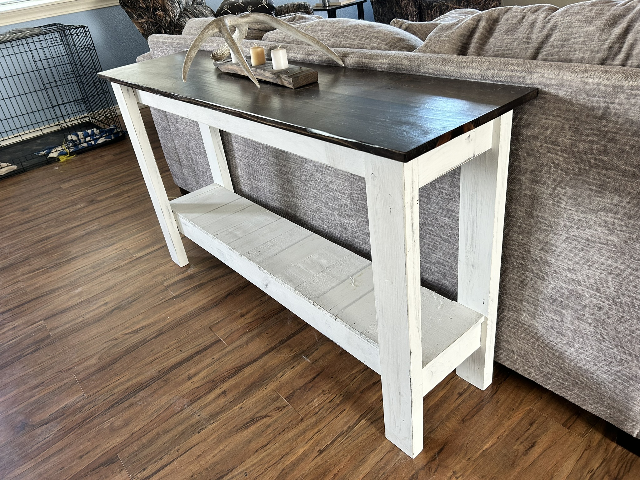 Custom wood privacy planter built by Mos Eggsley Woodcraft in Corvallis Montana